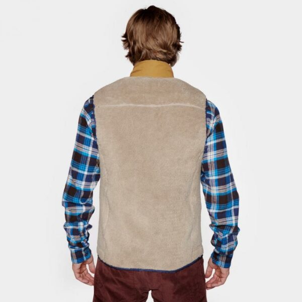 Elevenate Elevenate M Glacier Pile Vest Khaki 234-22 Gjertsen Sport 1 2 3